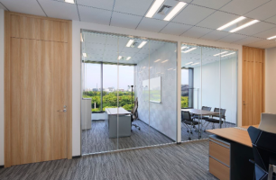 小办公室如何通过设计装修出大空间感？